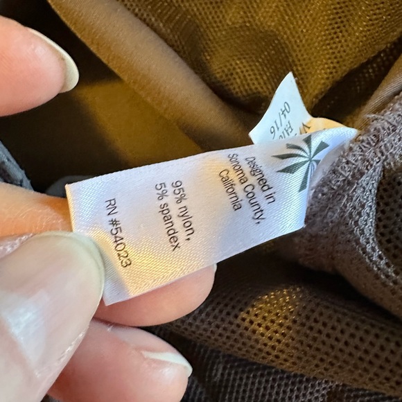 Athleta Brown Pants size 6T long hiking - Picture 6 of 7